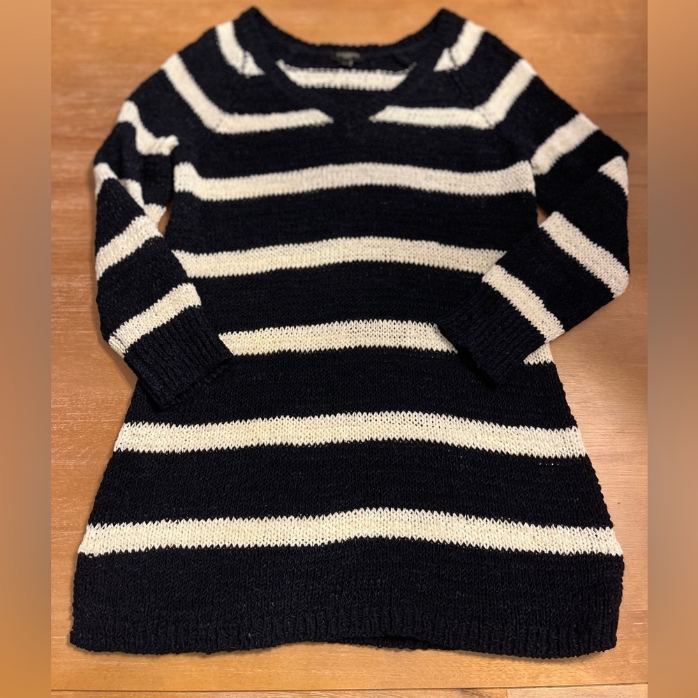 Talbots Navy White Stripe Tunic Sweater V-neck SP Preppy Coastal Grandma office